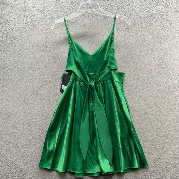 Akira NWT Women’s Satin Sleeveless Slip Mini Dress Tie Waist Dark Green Size XL - Picture 2 of 12